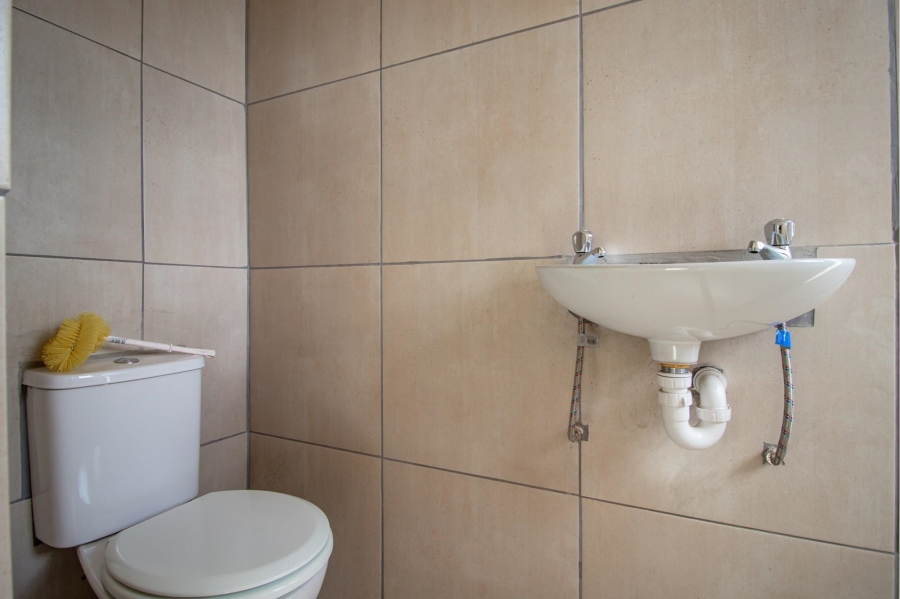 2 Bedroom Property for Sale in Malmesbury Rural Western Cape